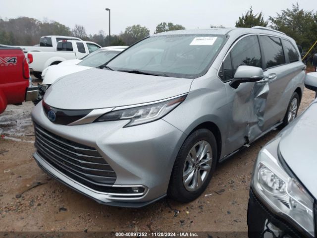 5TDZRKECXNS075255 Toyota Sienna Limited