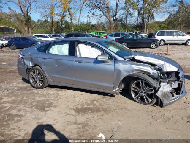 3FA6P0K98LR151843 Ford Fusion Titanium