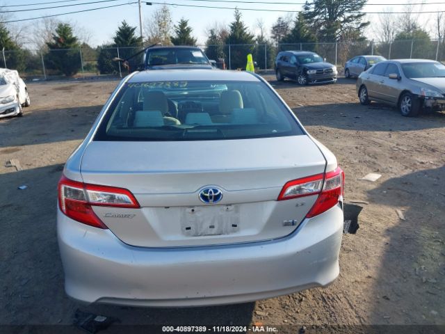 4T1BD1FK9EU140054 Toyota Camry Hybrid Le