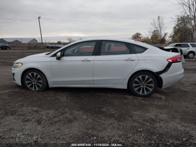 3FA6P0T92LR225322 Ford FUSION SE