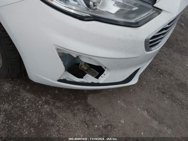 3FA6P0T92LR225322 Ford FUSION SE