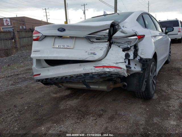 3FA6P0T92LR225322 Ford FUSION SE