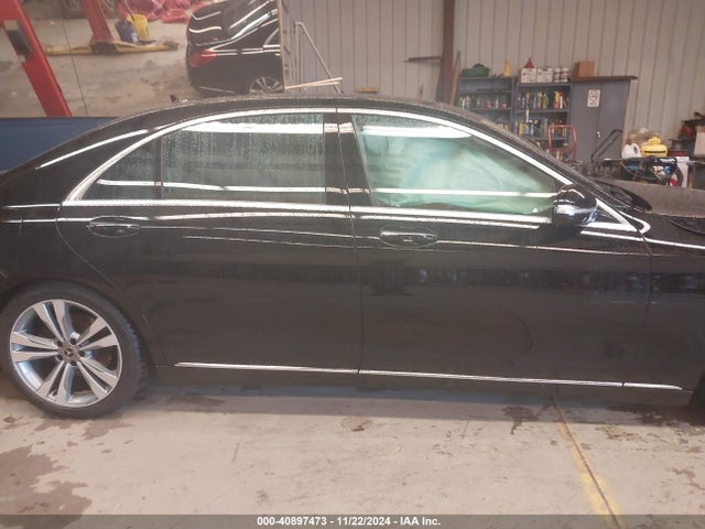 WDDUG8FB8HA333031 Mercedes-Benz S 550 4matic