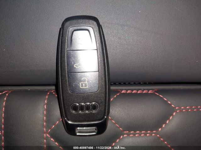 2024 AUDI RS 3 SEDAN WUAG4DGYXRA906253 Photo 10