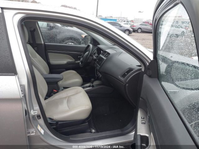 JA4AP4AU7KU004108 Mitsubishi Outlander Sport 2.0 Se
