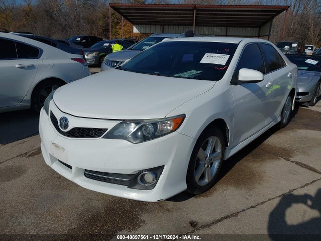 Toyota CAMRY SE 2014 4T1BF1FKXEU403582 Image 2