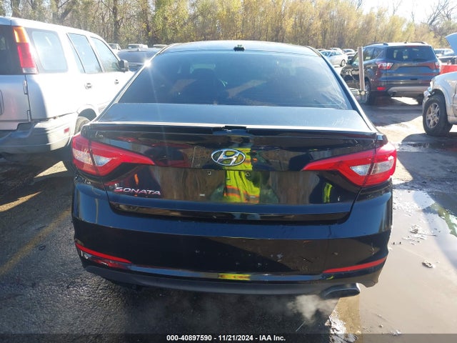 Hyundai SONATA SE 2015 5NPE24AF8FH000639 Image 16