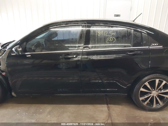 Chrysler 200 Touring 2014 1C3CCBBB6EN117966 Image 15