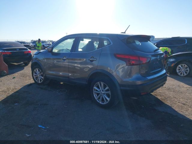 JN1BJ1CP0JW100640 Nissan Rogue Sport S