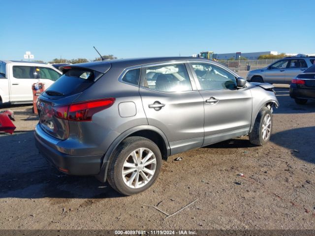 JN1BJ1CP0JW100640 Nissan Rogue Sport S