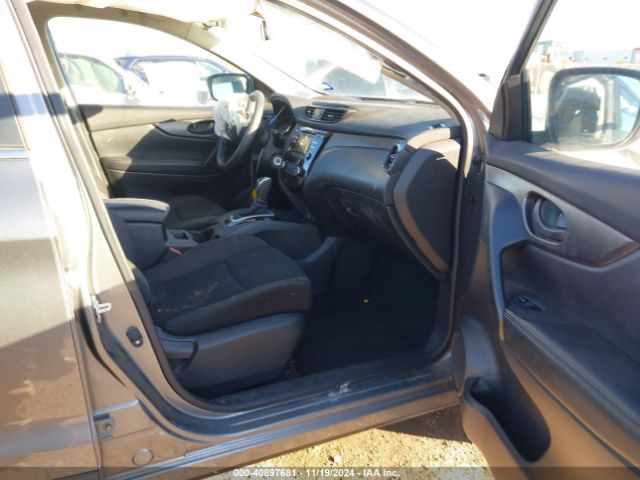 JN1BJ1CP0JW100640 Nissan Rogue Sport S