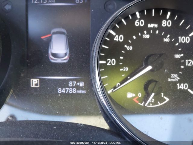 JN1BJ1CP0JW100640 Nissan Rogue Sport S