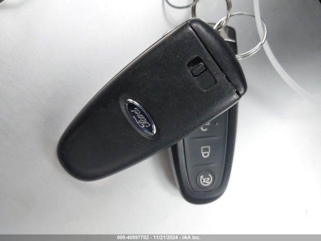 Ford ESCAPE SE 2019 1FMCU9GD9KUA32502 Image 11