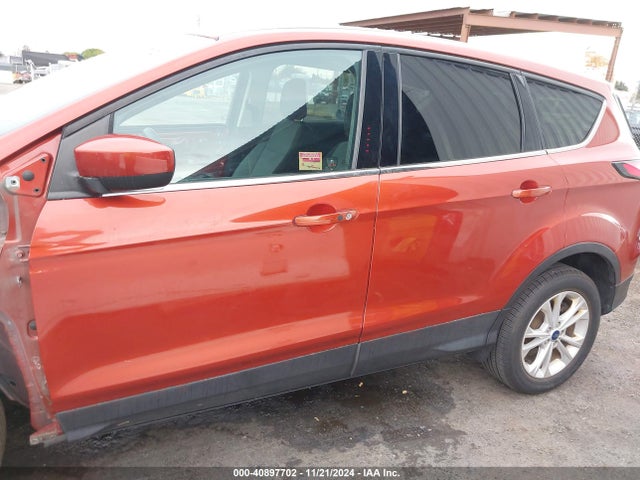 Ford ESCAPE SE 2019 1FMCU9GD9KUA32502 Image 15