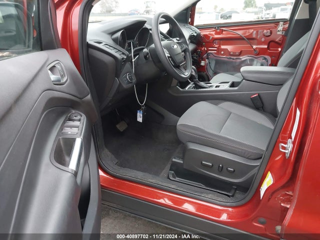 Ford ESCAPE SE 2019 1FMCU9GD9KUA32502 Image 5
