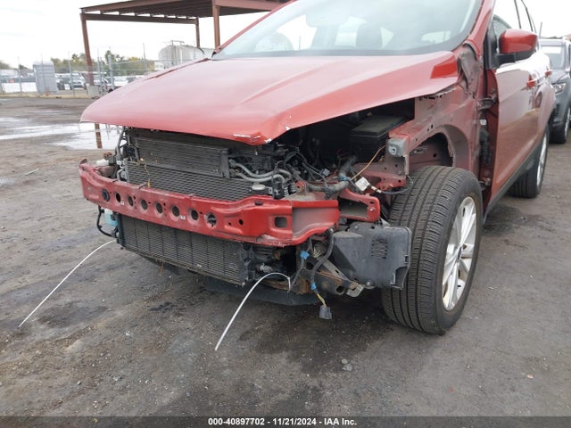 Ford ESCAPE SE 2019 1FMCU9GD9KUA32502 Image 6