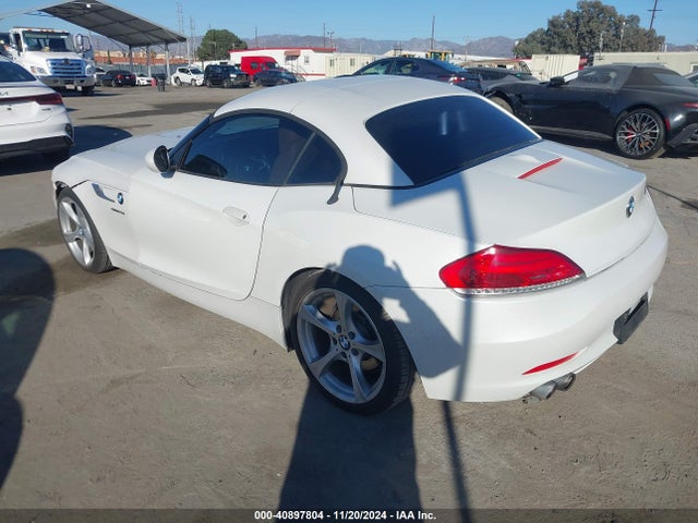 BMW Z4 Sdrive28i 2016 WBALL5C59G5A21094 Image 3