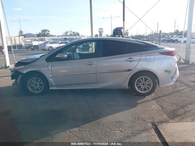 JTDKAMFP2M3194066 Toyota Prius Prime Le