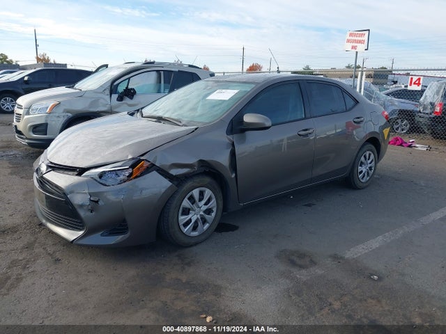 Toyota Corolla Le Eco 2017 2T1BPRHE6HC803650 Image 2
