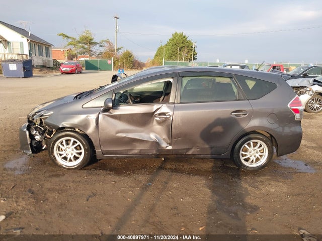 Toyota Prius V Two 2016 JTDZN3EU8GJ045259 Image 14