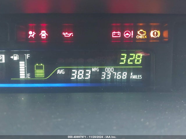 Toyota Prius V Two 2016 JTDZN3EU8GJ045259 Image 15