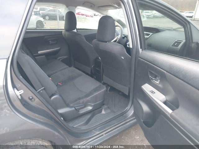Toyota Prius V Two 2016 JTDZN3EU8GJ045259 Image 8