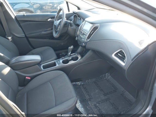 1G1BE5SM7J7134593 Chevrolet Cruze Lt Auto
