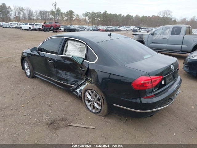 1VWAT7A34GC025115 Volkswagen Passat 1.8t S