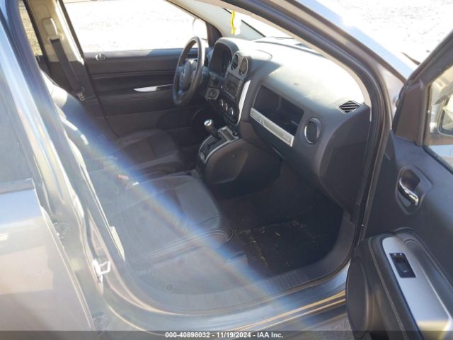 1C4NJDEB3ED626369 Jeep Compass Latitude