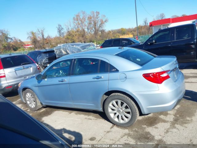 1C3CCBCG1EN198935 Chrysler 200 Limited