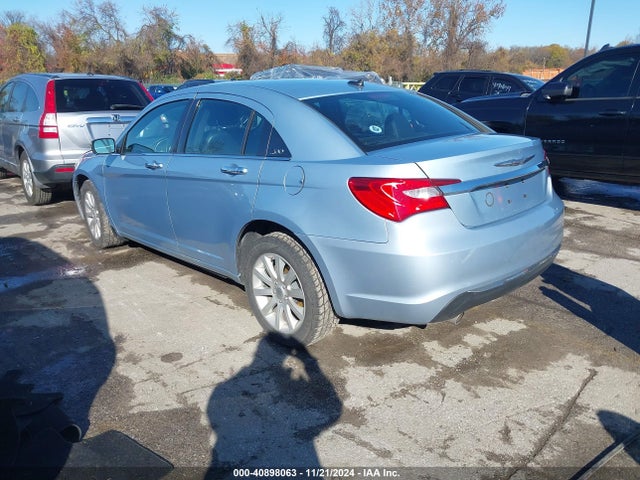 1C3CCBCG1EN198935 Chrysler 200 Limited