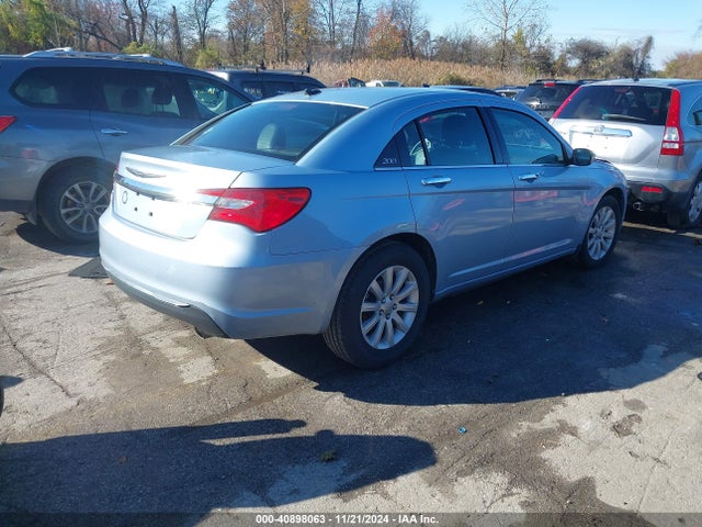 1C3CCBCG1EN198935 Chrysler 200 Limited