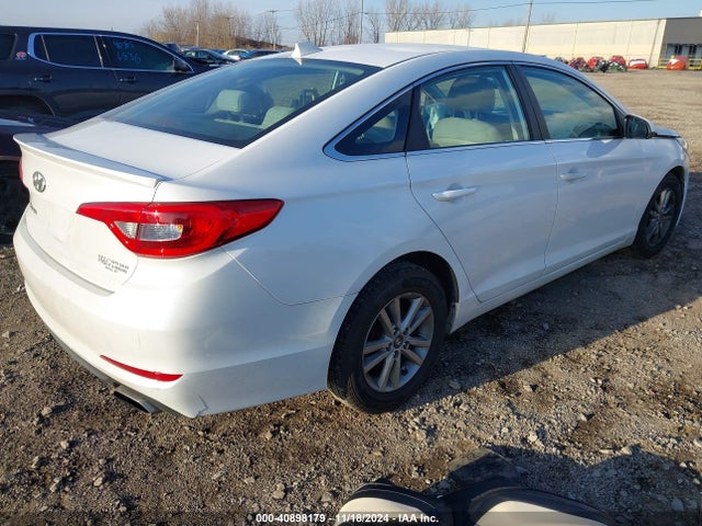 Hyundai SONATA SE 2016 5NPE24AFXGH330848 Image 4