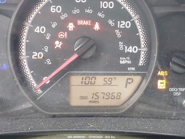 VNKKTUD34FA036702 Toyota YARIS LE
