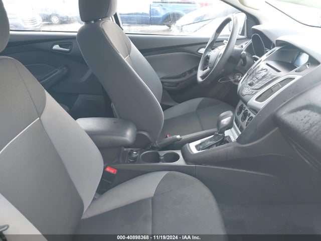 Ford FOCUS SE 2014 1FADP3F22EL115847 Image 5