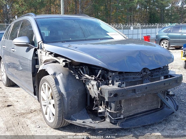 3VWC17AU4GM512689 Volkswagen Golf Sportwagen Tsi S 4-door