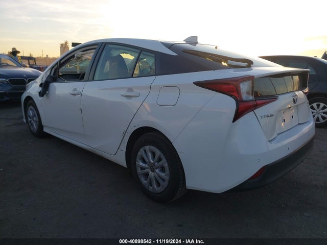 Toyota Prius Le 2021 JTDKAMFUXM3149771 Image 3