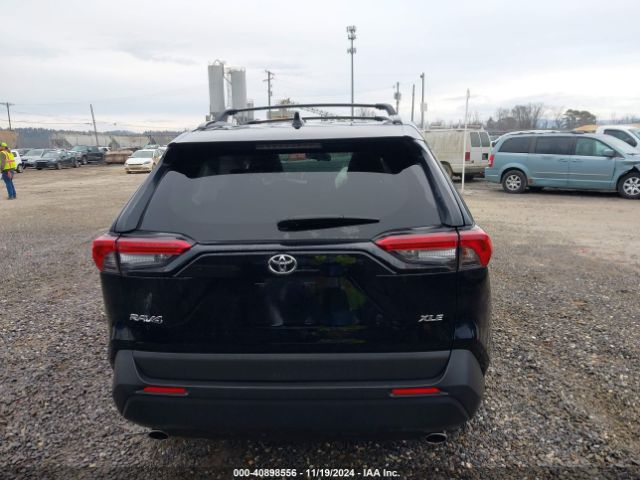 JTMW1RFV4KD011643 Toyota Rav4 Xle