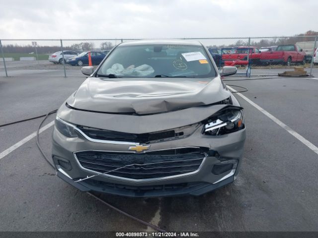 1G1ZD5STXJF109136 Chevrolet MALIBU LT