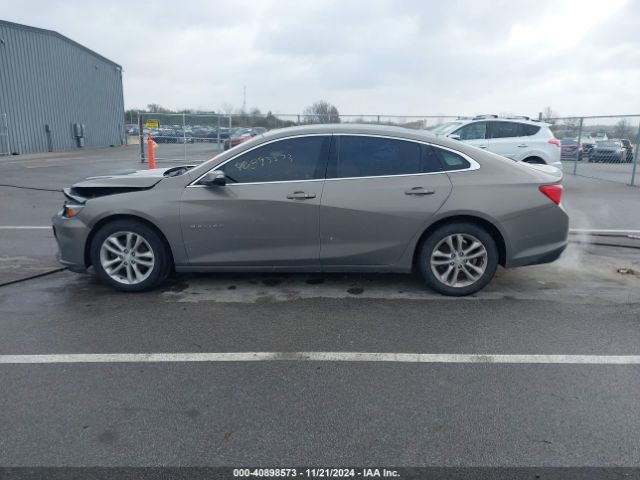 1G1ZD5STXJF109136 Chevrolet MALIBU LT