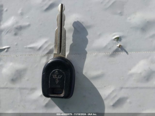 2001 MITSUBISHI MONTERO JA4MW31R41J010597 Photo 10