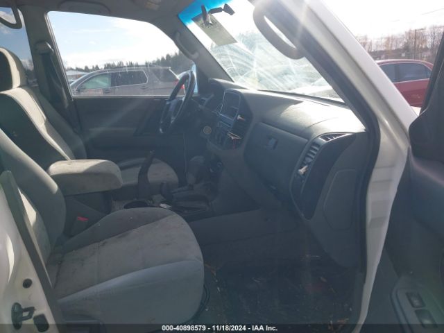 2001 MITSUBISHI MONTERO JA4MW31R41J010597 Photo 4