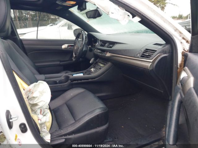 JTHKD5BH6G2263653 Lexus CT 200H