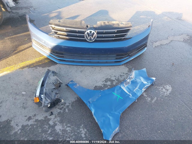 3VW2B7AJ4JM216156 Volkswagen Jetta 1.4t S
