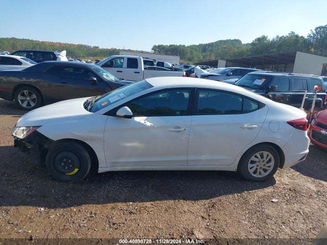 Hyundai ELANTRA SE 2020 5NPD74LF4LH527616 Image 14