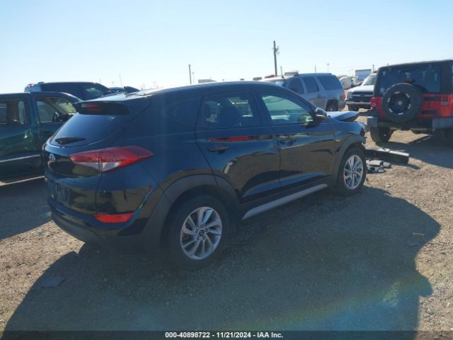 KM8J33A44HU540417 Hyundai Tucson Se Plus