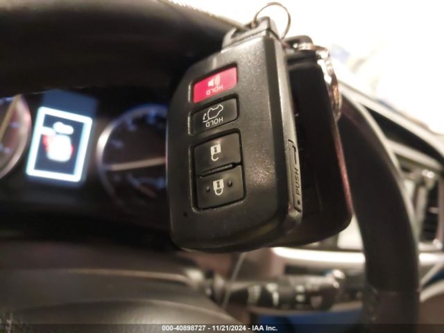 5TDDKRFHXGS255565 Toyota Highlander Limited V6