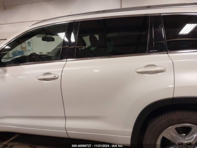 5TDDKRFHXGS255565 Toyota Highlander Limited V6