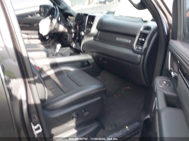 1C6SRFJT1NN171061 RAM 1500 Laramie  4x4 5'7 Box