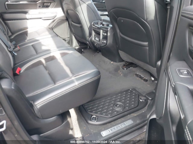 1C6SRFJT1NN171061 RAM 1500 Laramie  4x4 5'7 Box